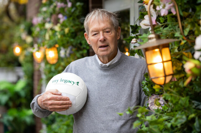 M&iacute;che&aacute;l &Oacute; Muircheartaigh Launches Legacy-5