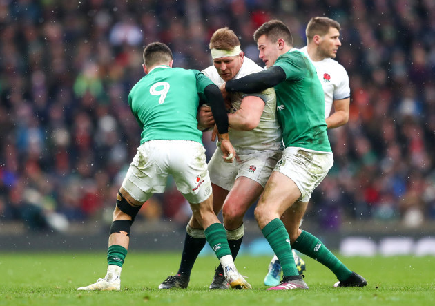 conor-murray-and-jacob-stockdale-tackle-dylan-hartley