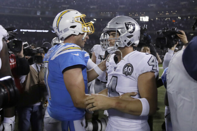 chargers-raiders-football