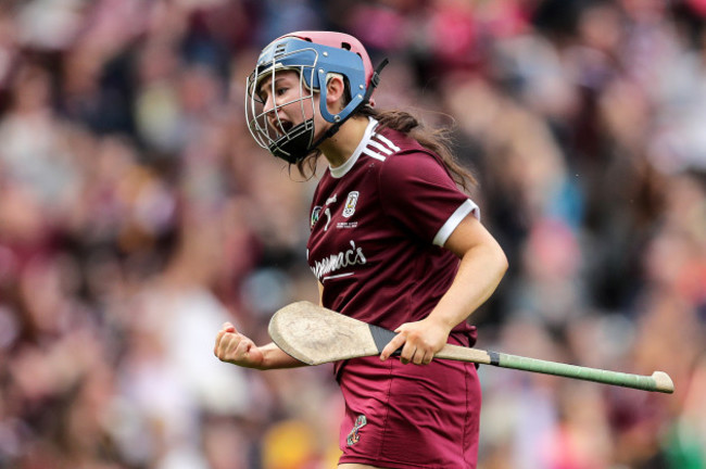 sarah-healy-celebrates-her-sides-third-goal