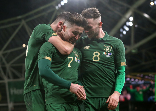 sean-maguire-celebrates-scoring-their-second-goal-with-alan-browne-and-troy-parrott