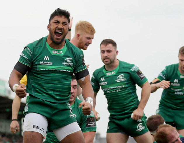 bundee-aki-celebrates-after-gavin-thornbury-scored-a-try