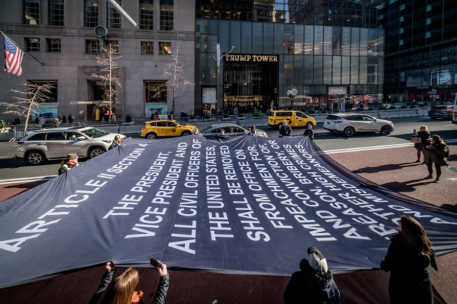 nyc-impeachment-clause-banner-at-trump-tower