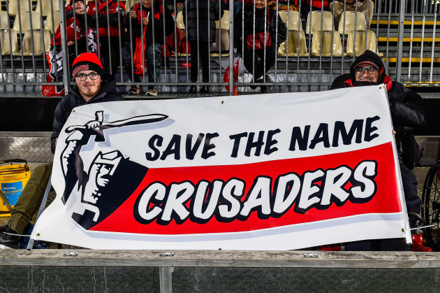 crusaders-fans