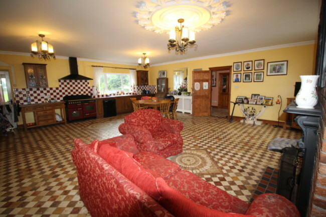 93c9b2ec6917ddeb20e329e82f848113