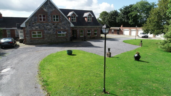 4e7fb8b8fc53394f87b77bb7fa697d63