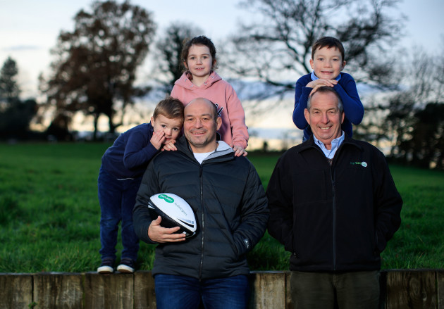 ambassador-rory-best-launches-specsavers-audiologists-grandparent-of-the-year-2019-award