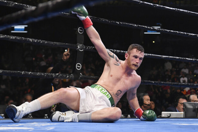 boxing-charlo-vs-hogan