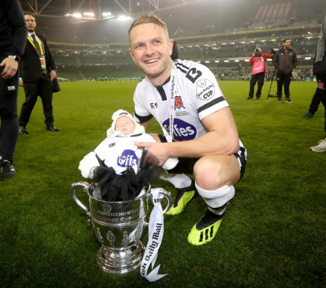 dane-massey-celebrates-with-his-daughter-georgina-after-game