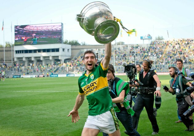 killian-young-celebrates-with-the-sam-maguire