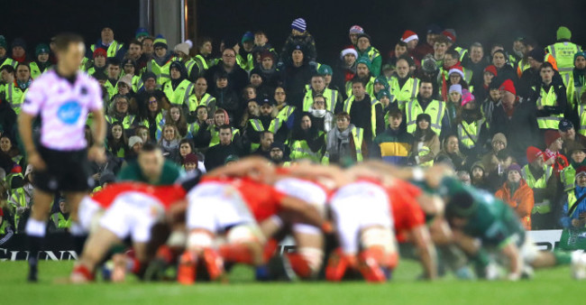 as-part-of-the-portwest-road-safety-awareness-campaign-supporters-at-the-connacht-v-munster-pro14-game-attempt-to-break-the-world-record-for-the-highest-number-of-people-wearing-hi-vis-jackets-in-the