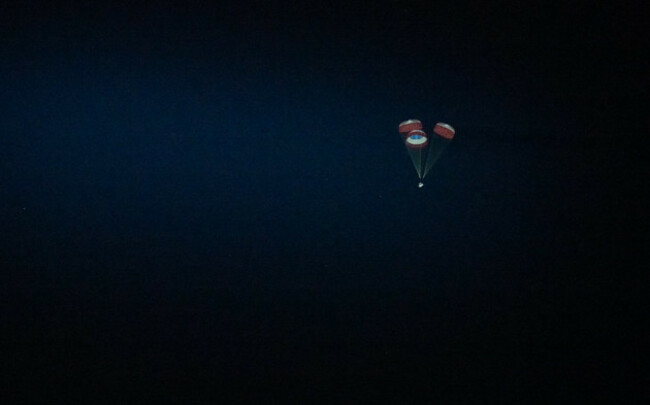 boeing-cst-100-starliner-landing