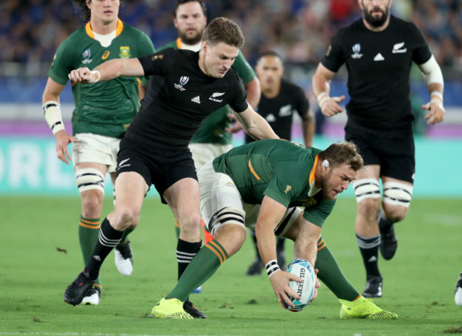 duane-vermeulen-with-beauden-barrett