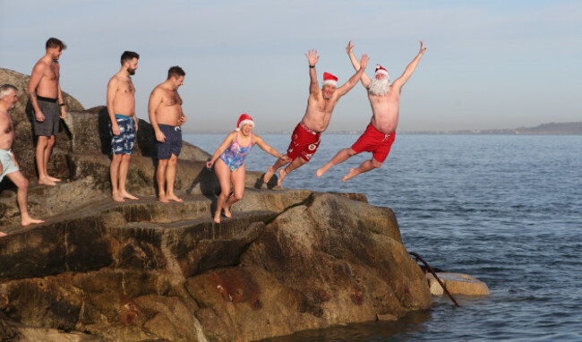 christmas-day-swim-dublin