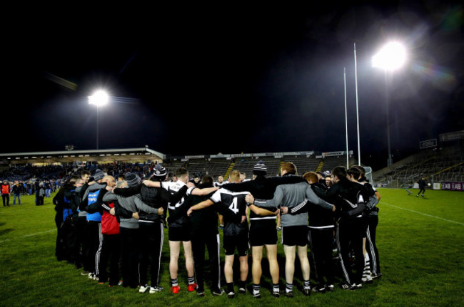 kilcoo-team-huddle