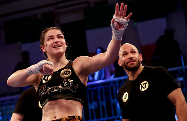 katie-taylor-celebrates-after-beating-jessica-mccaskill