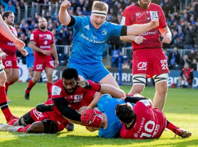 james-tracey-celebrates-as-josh-van-der-flier-scores-a-try