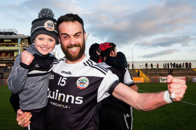 conor-laverty-celebrates-with-son-setanta