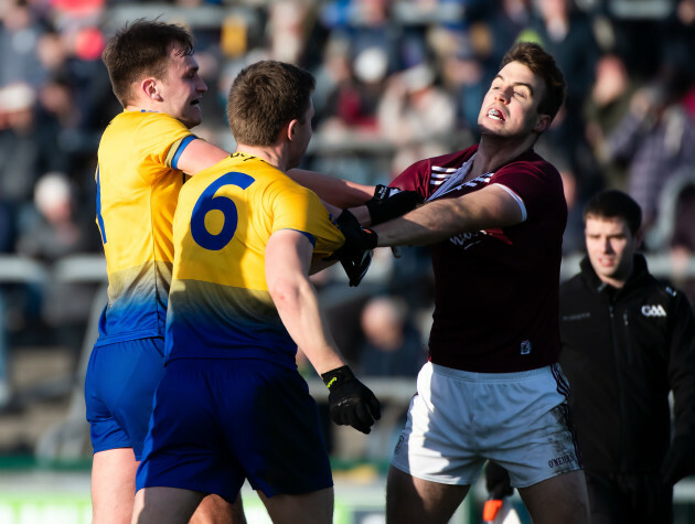 niall-daly-and-enda-smith-with-paul-conroy-scuffle