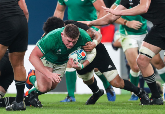 tadhg-furlong-tackled-by-ardie-savea