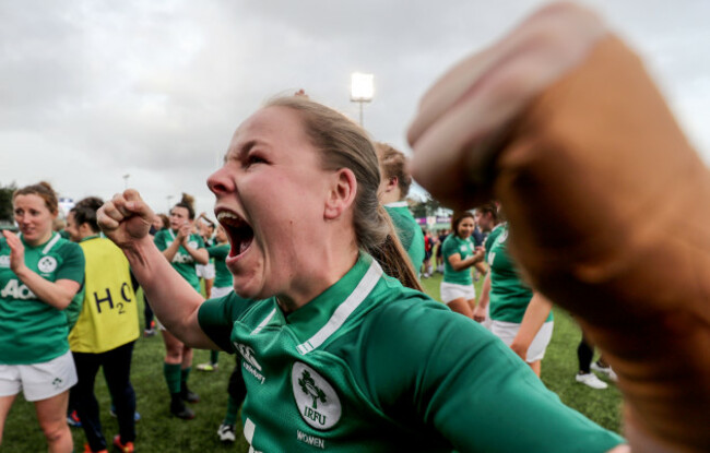 nicole-cronin-celebrates-after-the-game