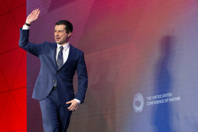 pete-buttigieg-takes-early-lead-in-iowa-delegate-race