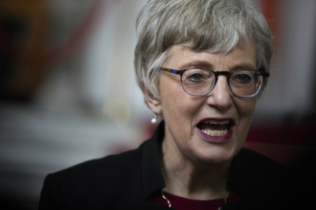 KATHERINE ZAPPONE 758A0204