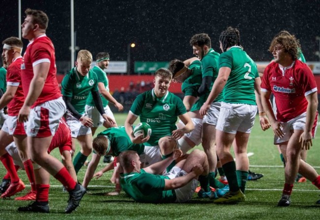 ireland-players-celebrate-mark-hernans-first-half-try