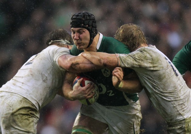 stephen-ferris-tackled-by-dylan-hartley-and-lewis-moody