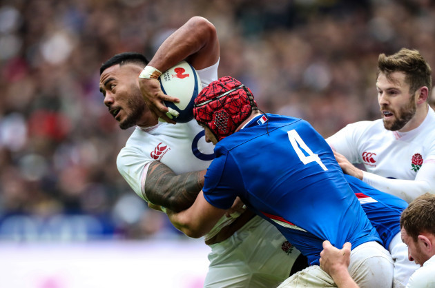 englands-manu-tuilagi-is-tackled-by-frances-bernard-le-roux-222020
