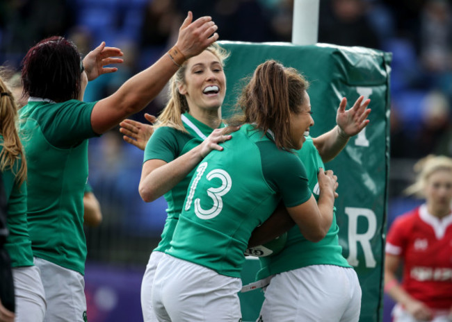 linda-djougang-celebrates-scoring-a-try-with-eimear-considine-and-sene-naoupu