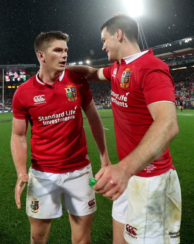 owen-farrell-and-jonathan-sexton-celebrate-after-the-game