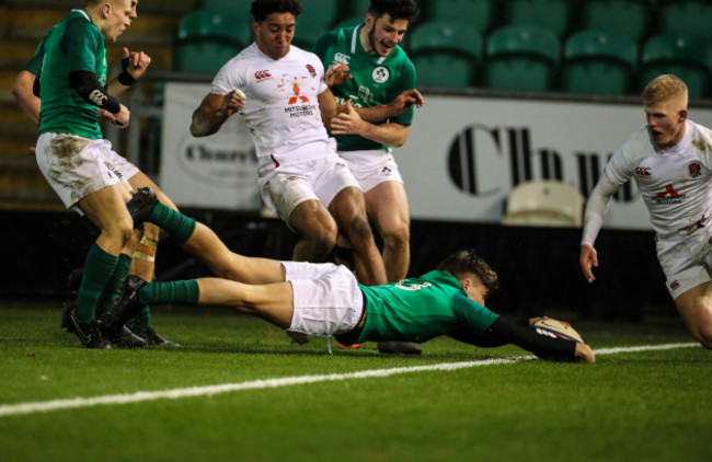 irelands-max-oreilly-scores-a-try