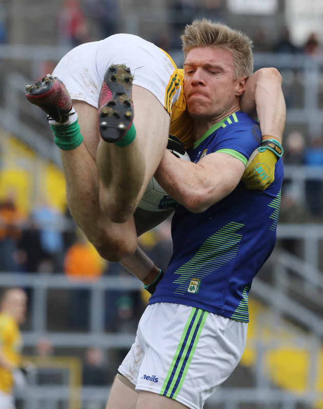 tommy-walsh-tackled-by-conor-mcgill
