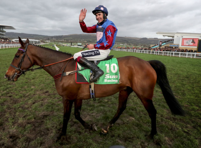 aidan-coleman-onboard-paisley-park-celebrates-winning