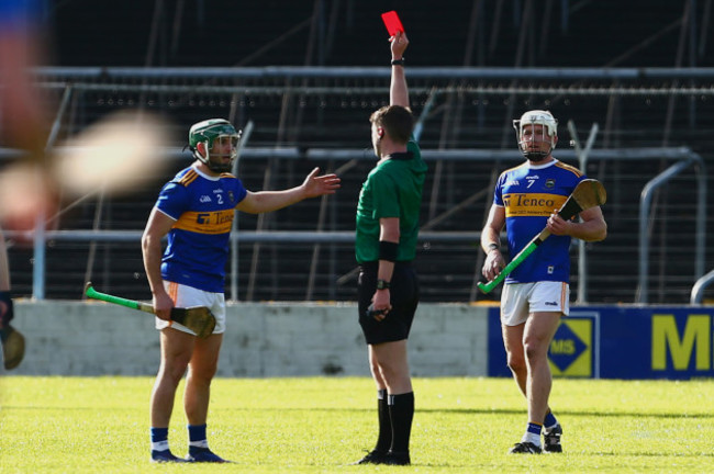 cathal-barrett-is-red-carded-by-sean-stack