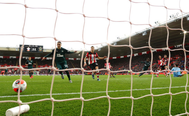 southampton-v-newcastle-united-premier-league-st-marys-stadium