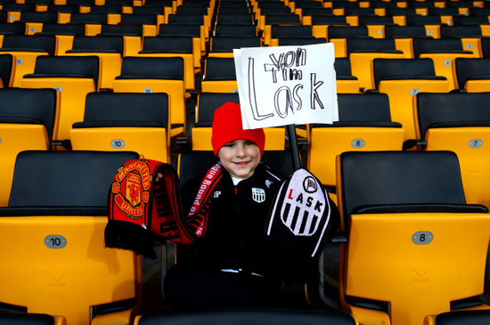 lask-v-manchester-united-uefa-europa-league-round-of-16-first-leg-linzer-stadion