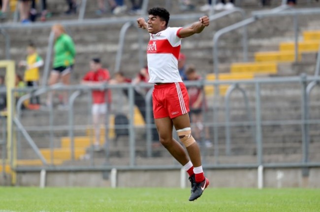 callum-brown-celebrates-at-the-final-whistle