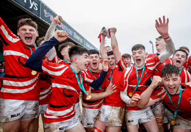 ciaran-purcell-lifts-the-trophy