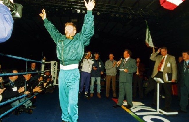 steve-collins-at-the-weigh-in