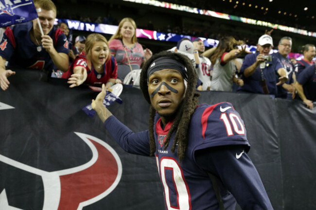 cardinals-texans-trade-football