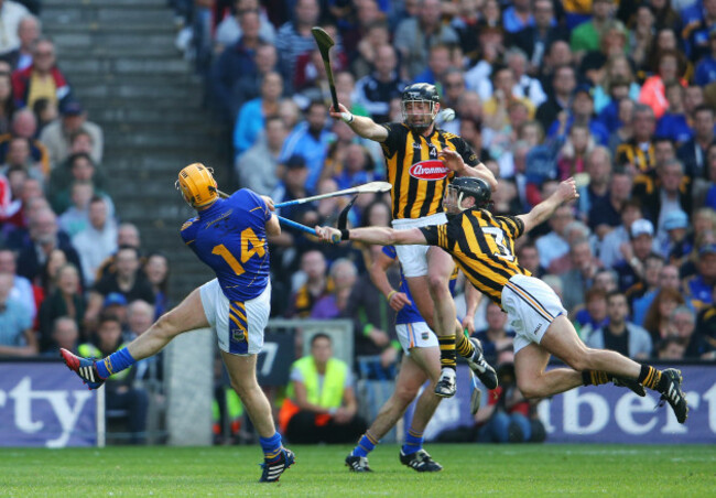 seamus-callanan-scores-a-late-point