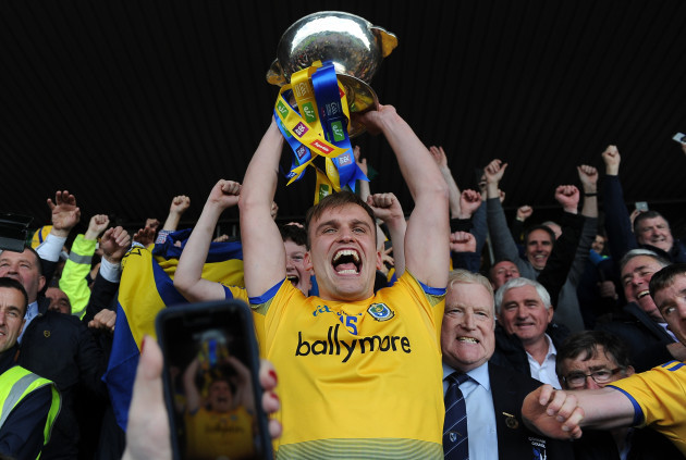 enda-smith-lifts-the-nestor-cup