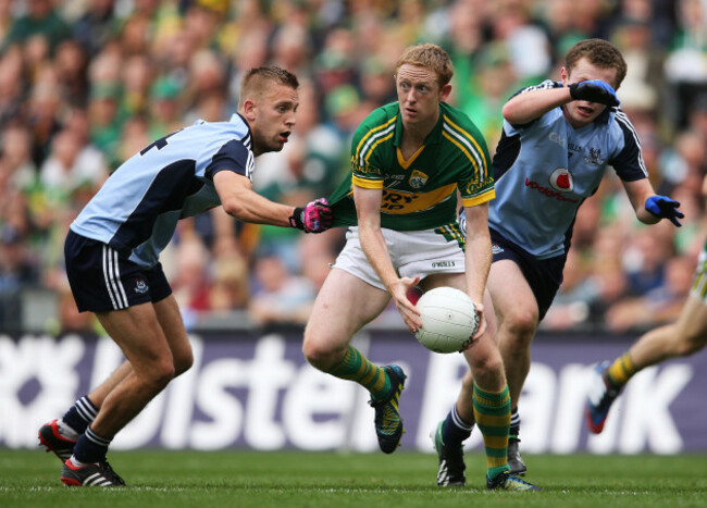 jonny-cooper-and-jack-mccaffrey-tackle-colm-cooper