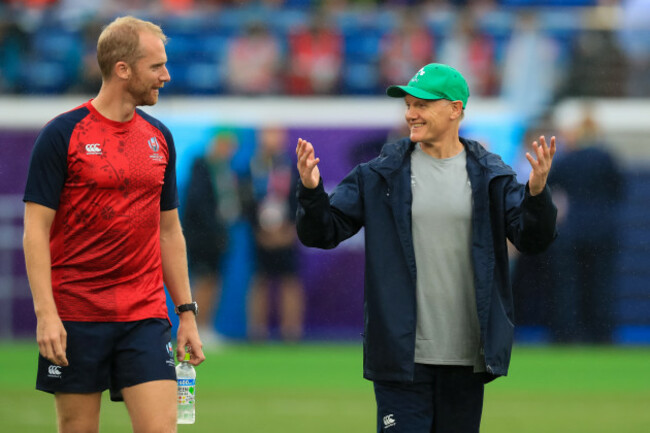 joe-schmidt-talks-to-wayne-barnes-ahead-of-the-game