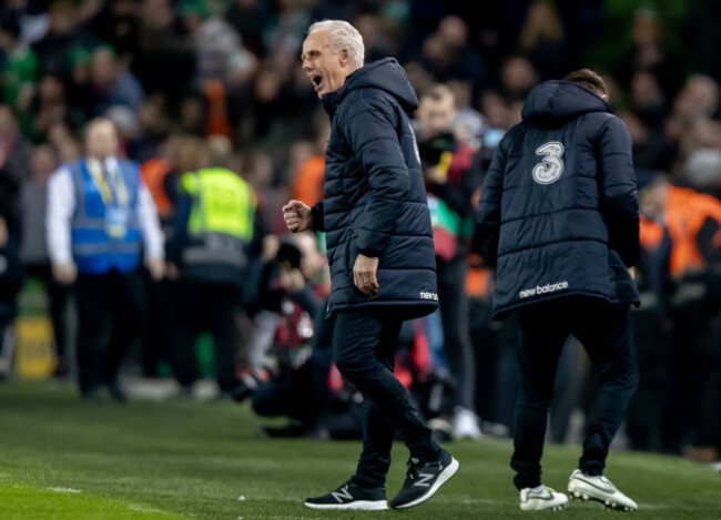 mick-mccarthy-celebrates-at-the-final-whistle