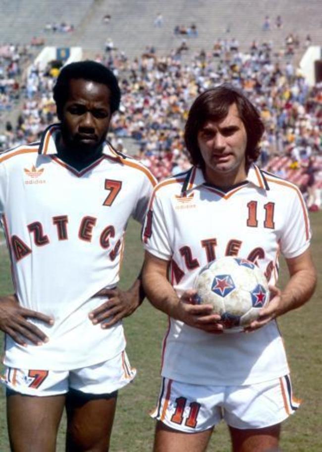 american-soccer-nasl-los-angeles-aztecs-v-new-york-cosmos