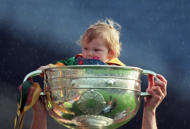 sophia-geraghty-in-the-sam-maguire-cup