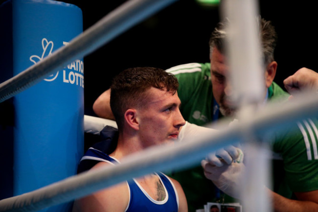 brendan-irvine-between-rounds